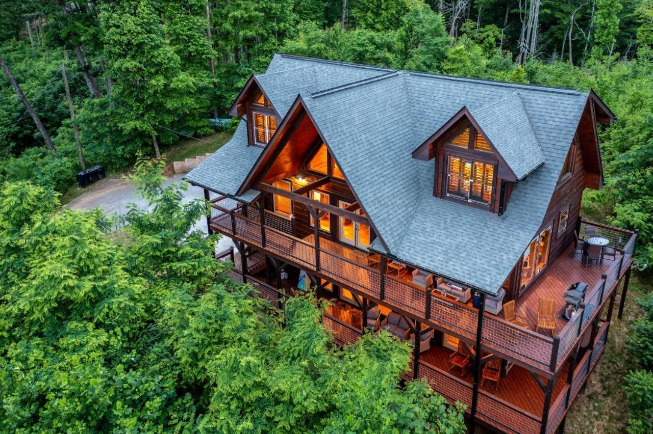The Solstice - Amenities Galore Mountain Retreat Gatlinburg Exterior photo