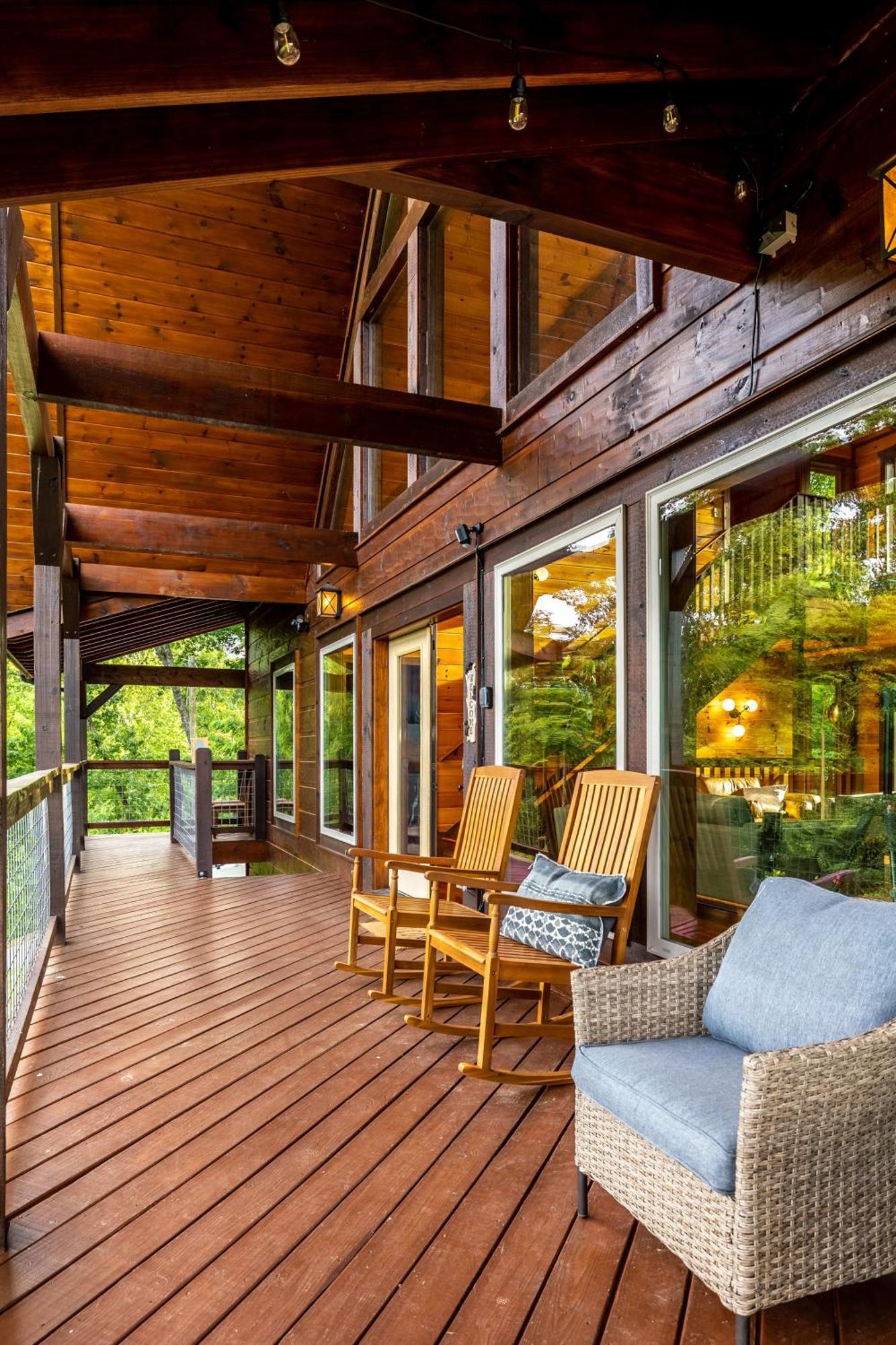 The Solstice - Amenities Galore Mountain Retreat Gatlinburg Exterior photo