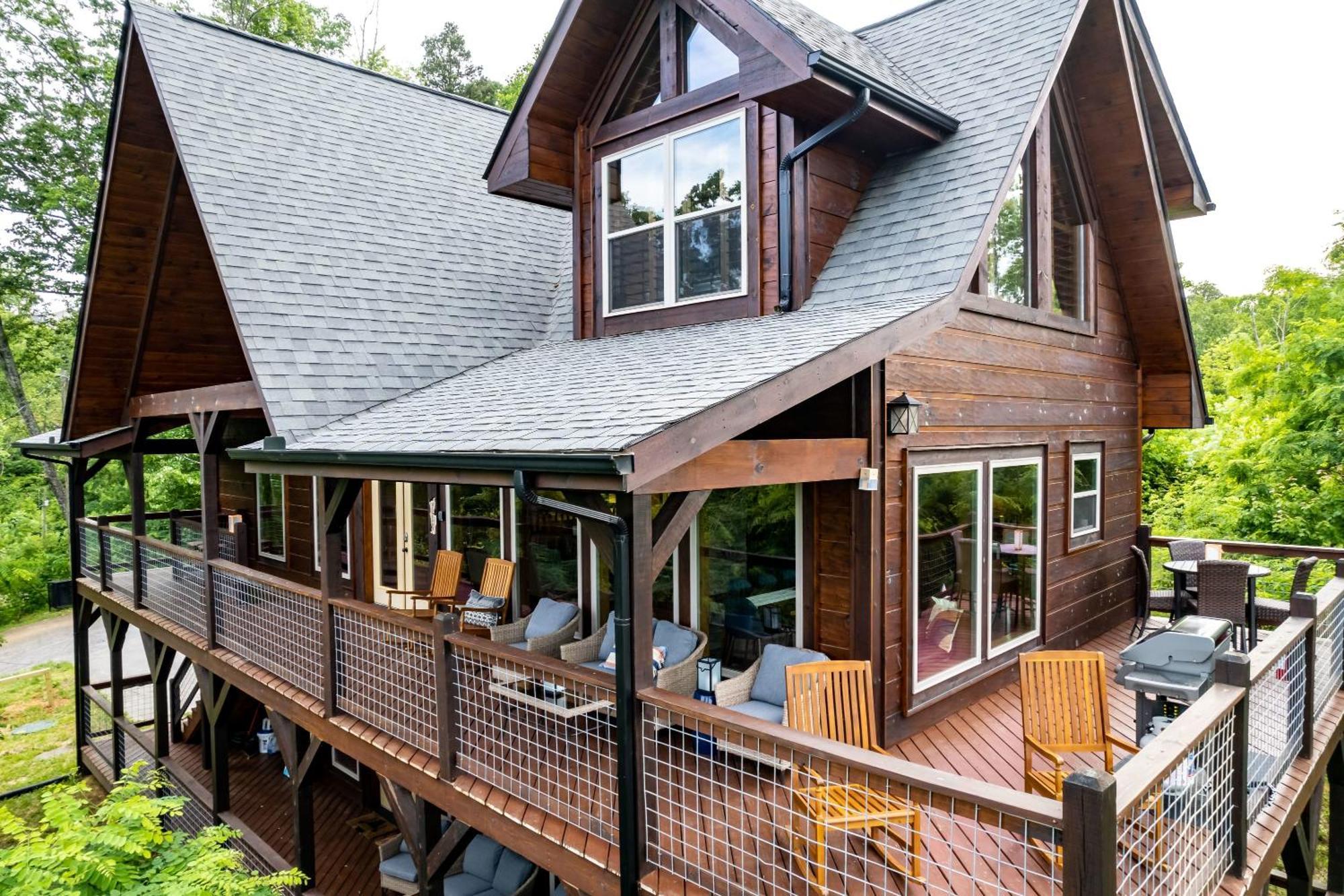 The Solstice - Amenities Galore Mountain Retreat Gatlinburg Exterior photo